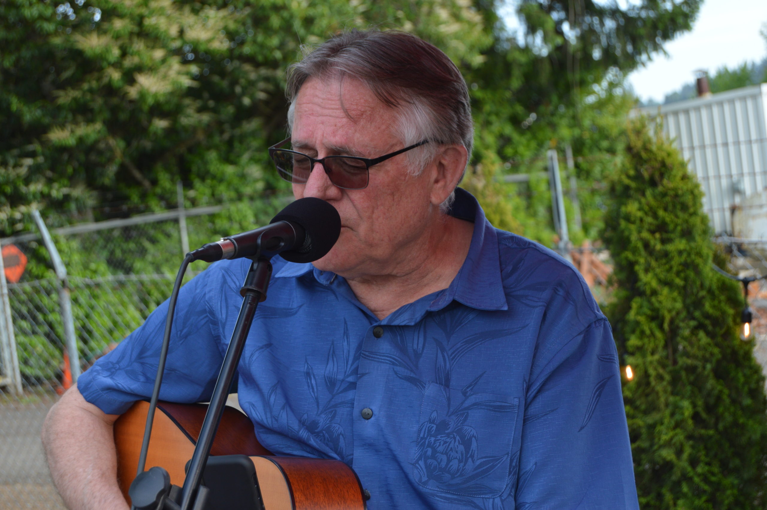 Saturday Musica: Mitch Lies