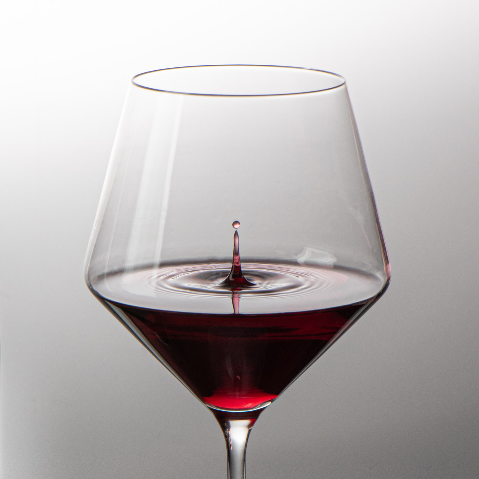 Drop of Willamette Valley Pinot Noir