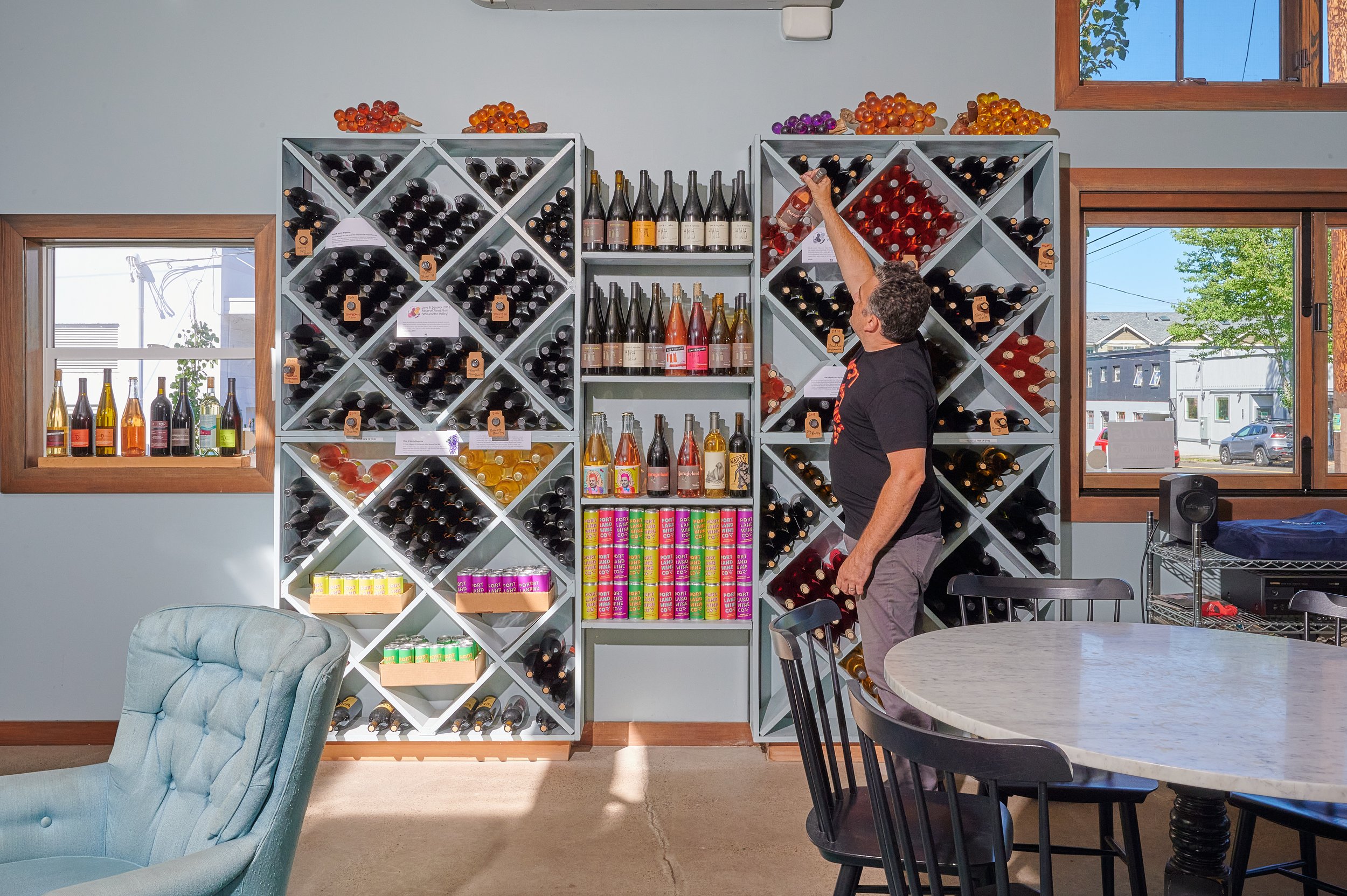 Portland Wine Co. Wine Bar Reopens + Hand Sew Happy Hour with Portland Modern Quilt Guild