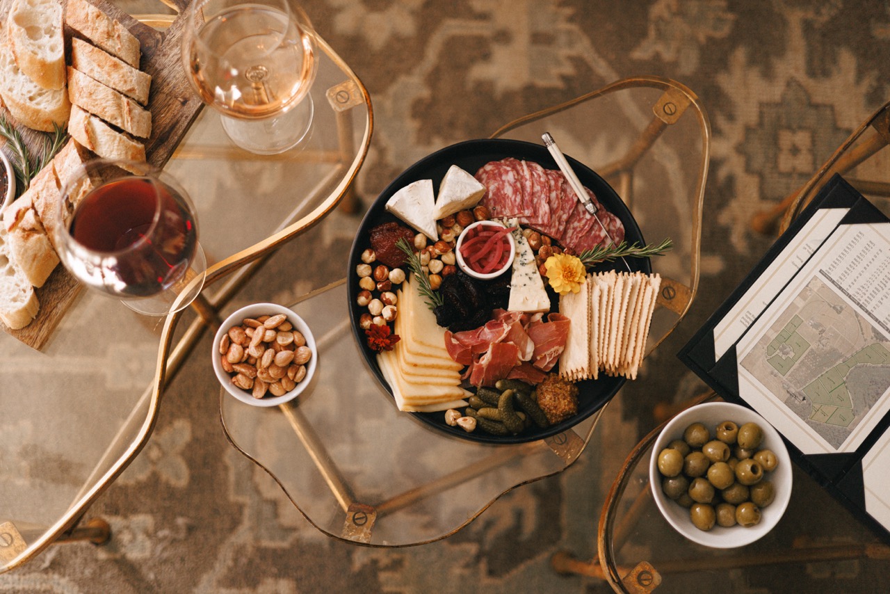 Domaine Lumineux Food
