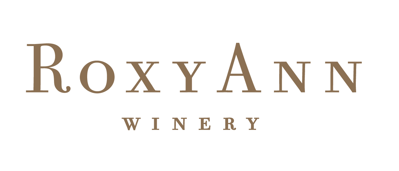 RoxyAnn Winery Logo